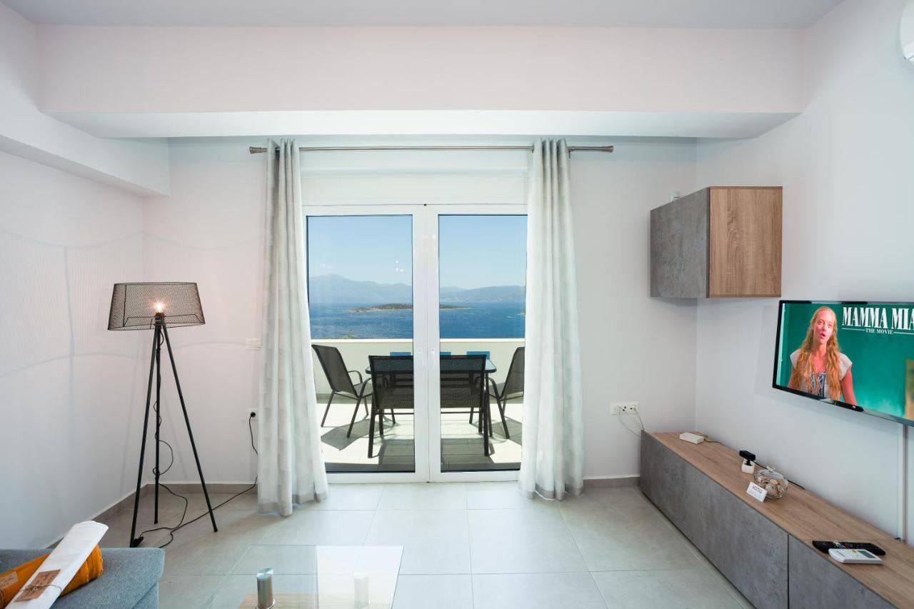 Miracle View Villas อายิโอสนิโกลาโอส ภายนอก รูปภาพ