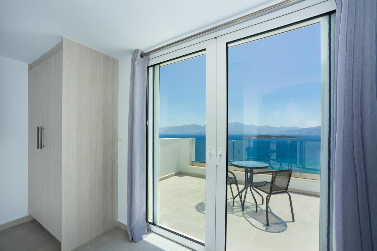 Miracle View Villas อายิโอสนิโกลาโอส ภายนอก รูปภาพ